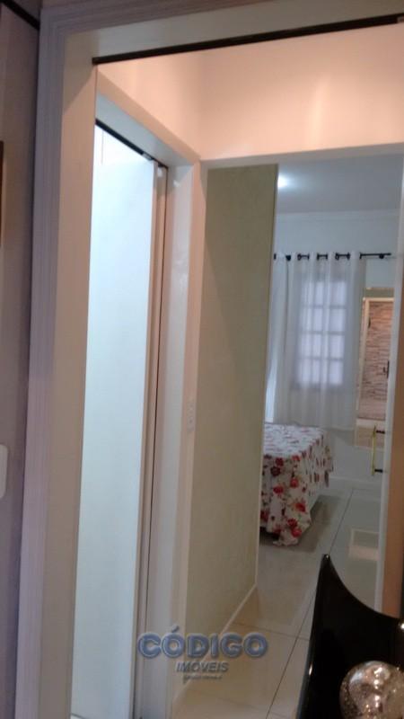 Casa à venda com 4 quartos, 120m² - Foto 11