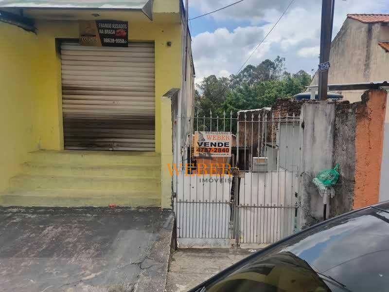 Sobrado à venda com 9 quartos, 200m² - Foto 17