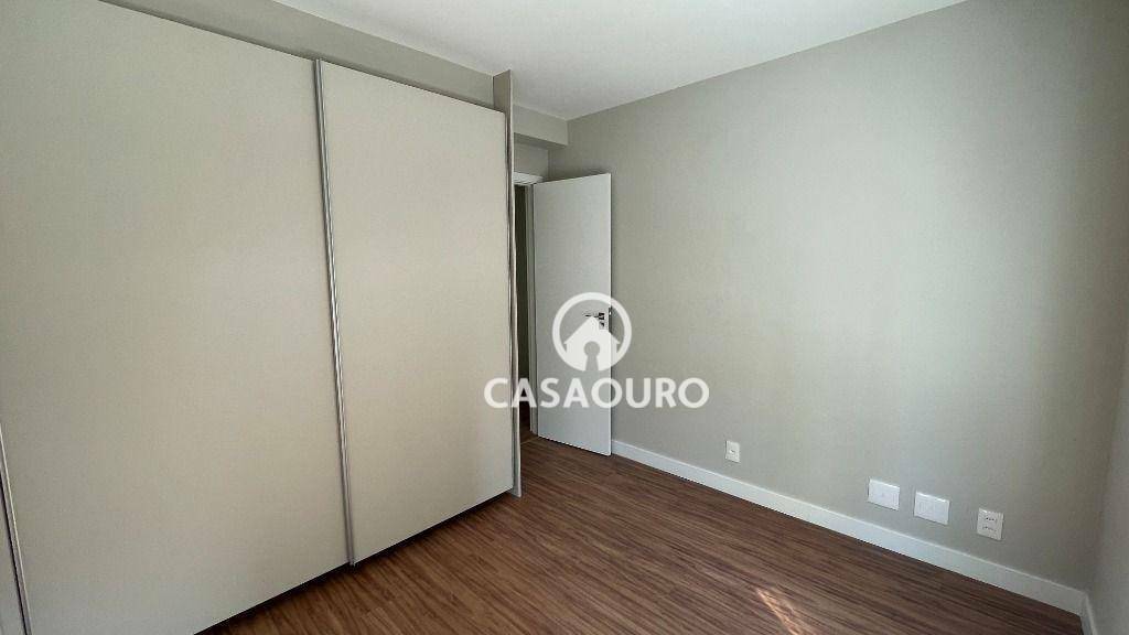 Apartamento para alugar com 3 quartos, 115m² - Foto 16