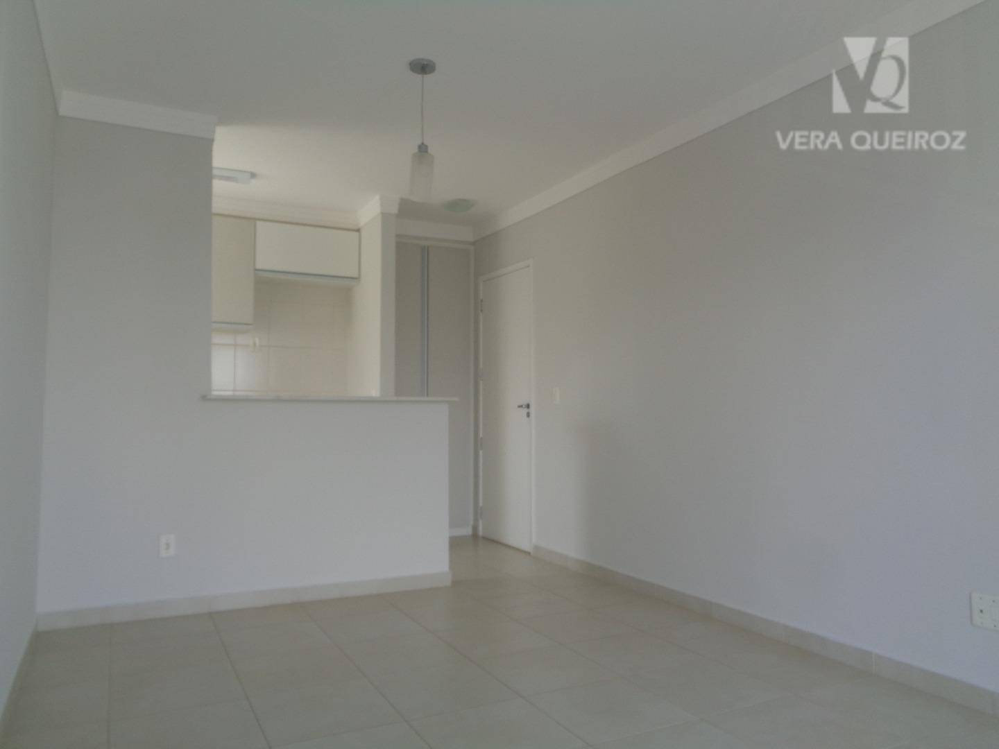 Apartamento à venda com 3 quartos, 65m² - Foto 3