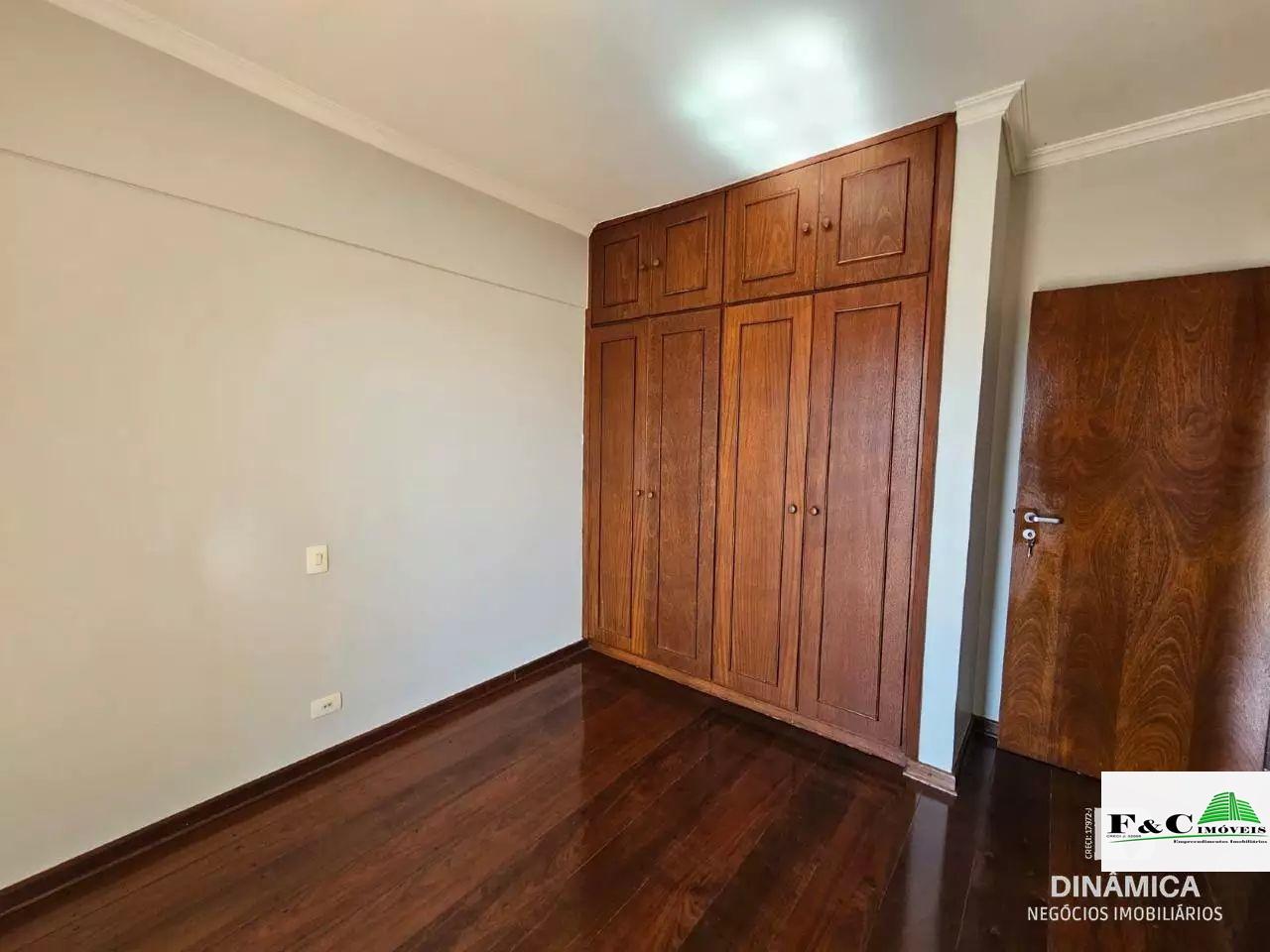 Apartamento à venda com 3 quartos - Foto 11