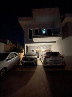Sobrado, 3 quartos, 219 m² - Foto 2