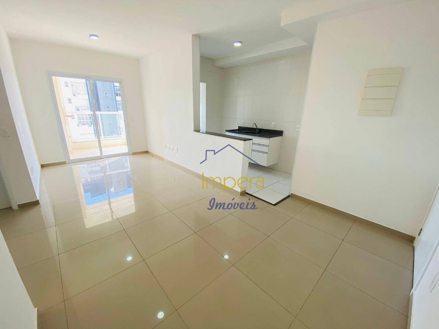 Apartamento para alugar com 2 quartos, 67m² - Foto 1