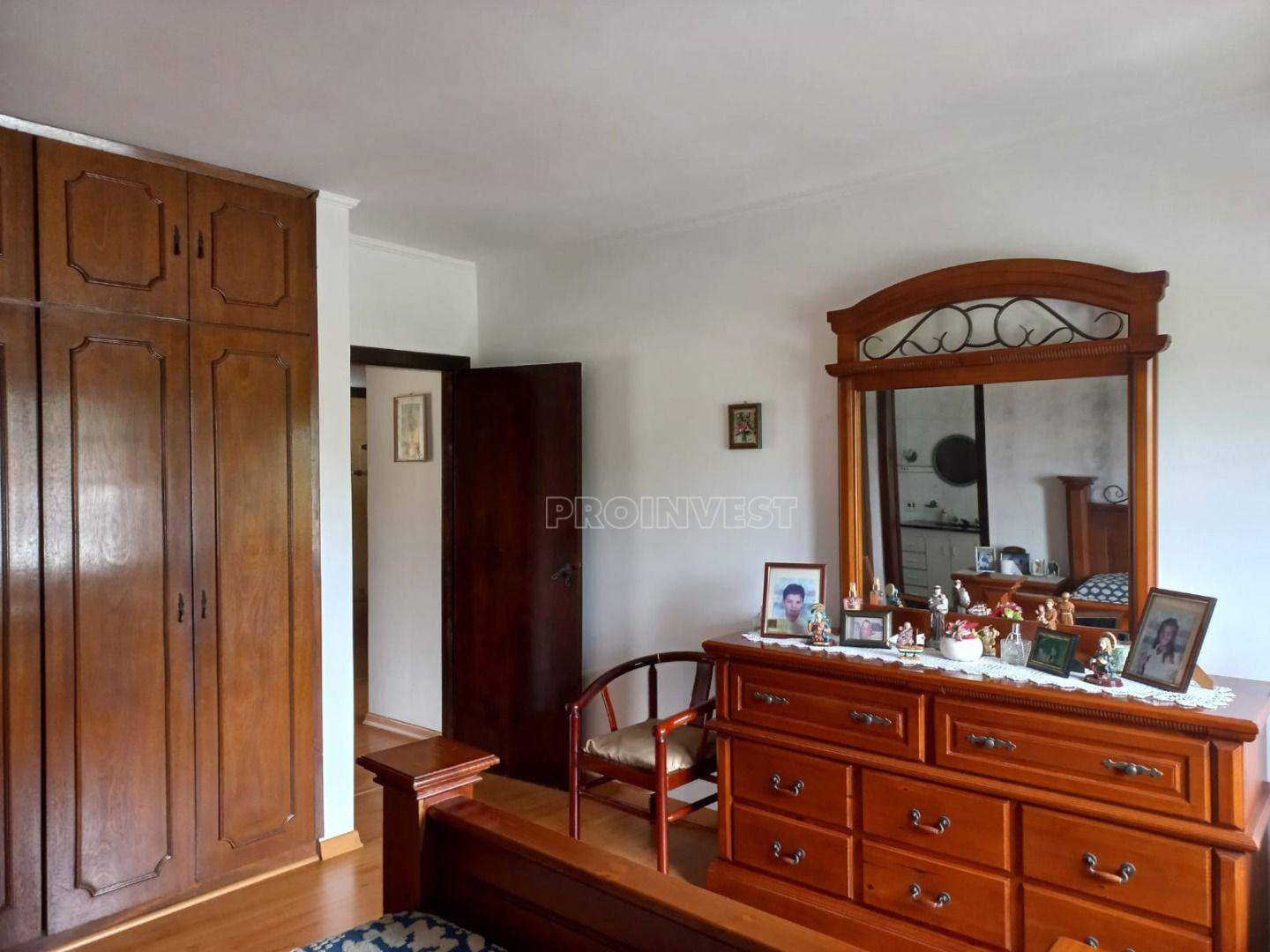 Casa à venda com 3 quartos, 236m² - Foto 13