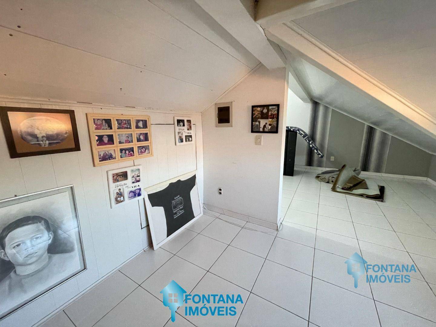 Casa de Condomínio à venda com 4 quartos, 280m² - Foto 23