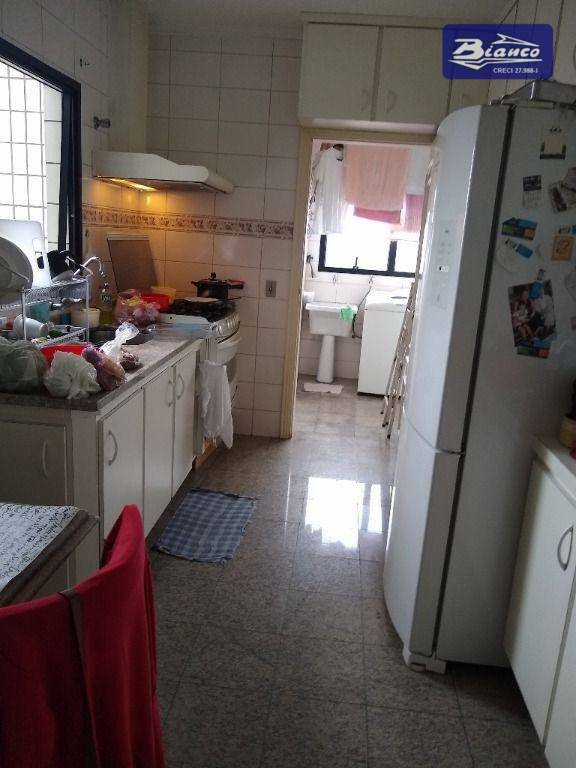 Apartamento à venda com 4 quartos, 168m² - Foto 24