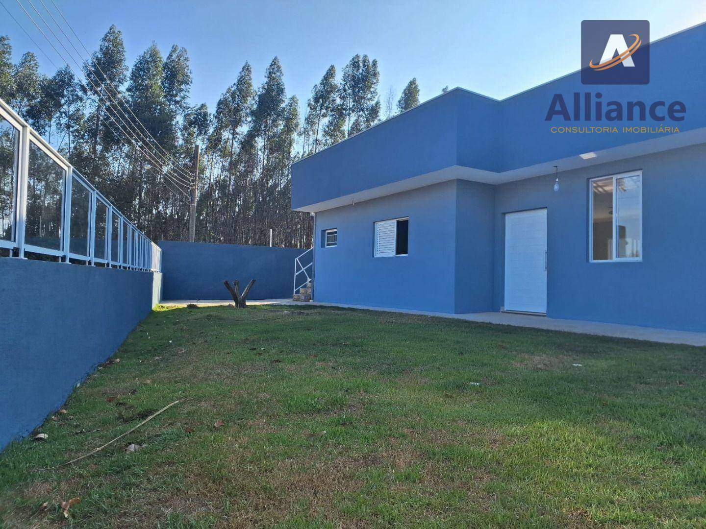 Chácara à venda com 3 quartos, 250m² - Foto 2