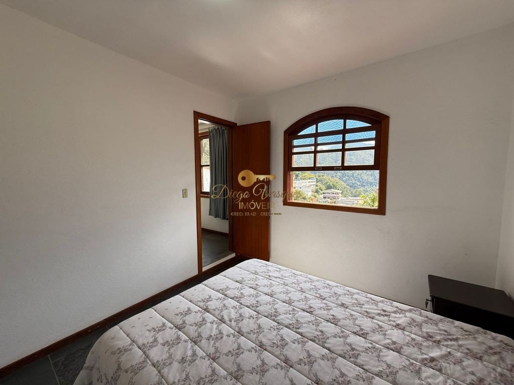 Casa à venda com 11 quartos, 1400m² - Foto 46