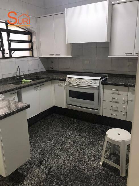 Sobrado à venda com 4 quartos, 228m² - Foto 2