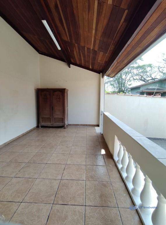 Casa à venda e aluguel com 4 quartos, 220m² - Foto 19