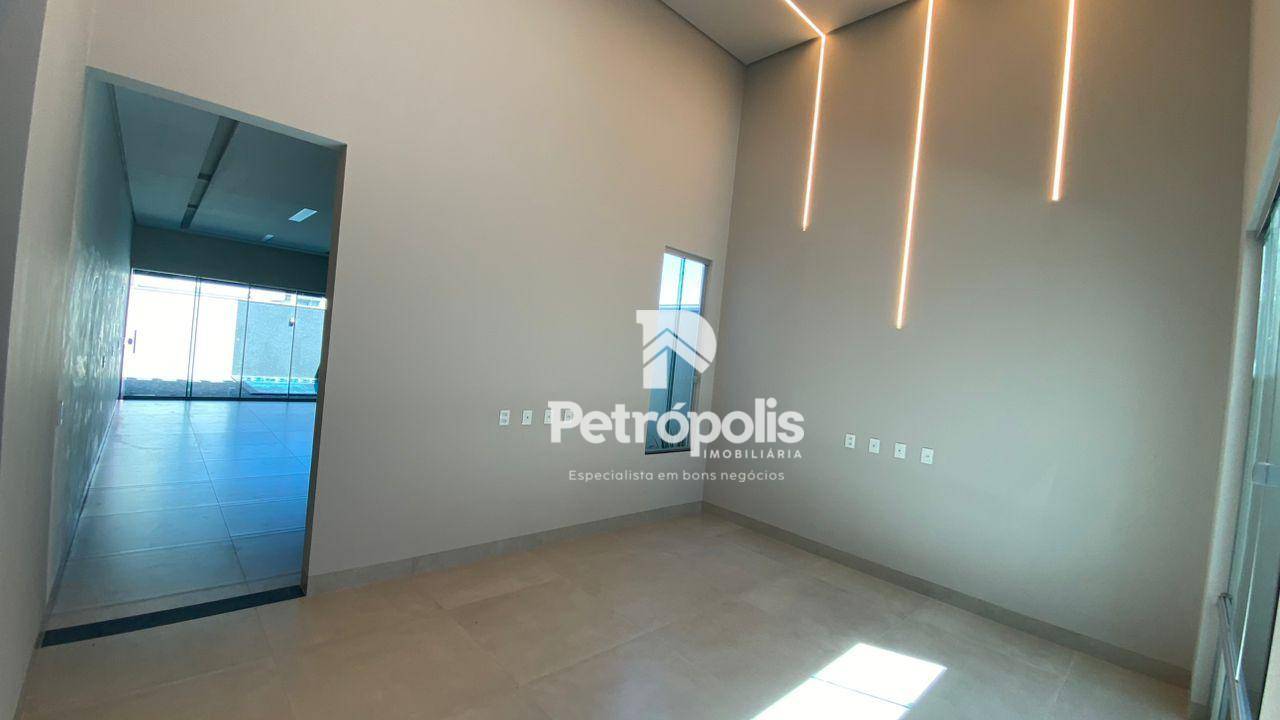 Casa à venda com 4 quartos, 196m² - Foto 6