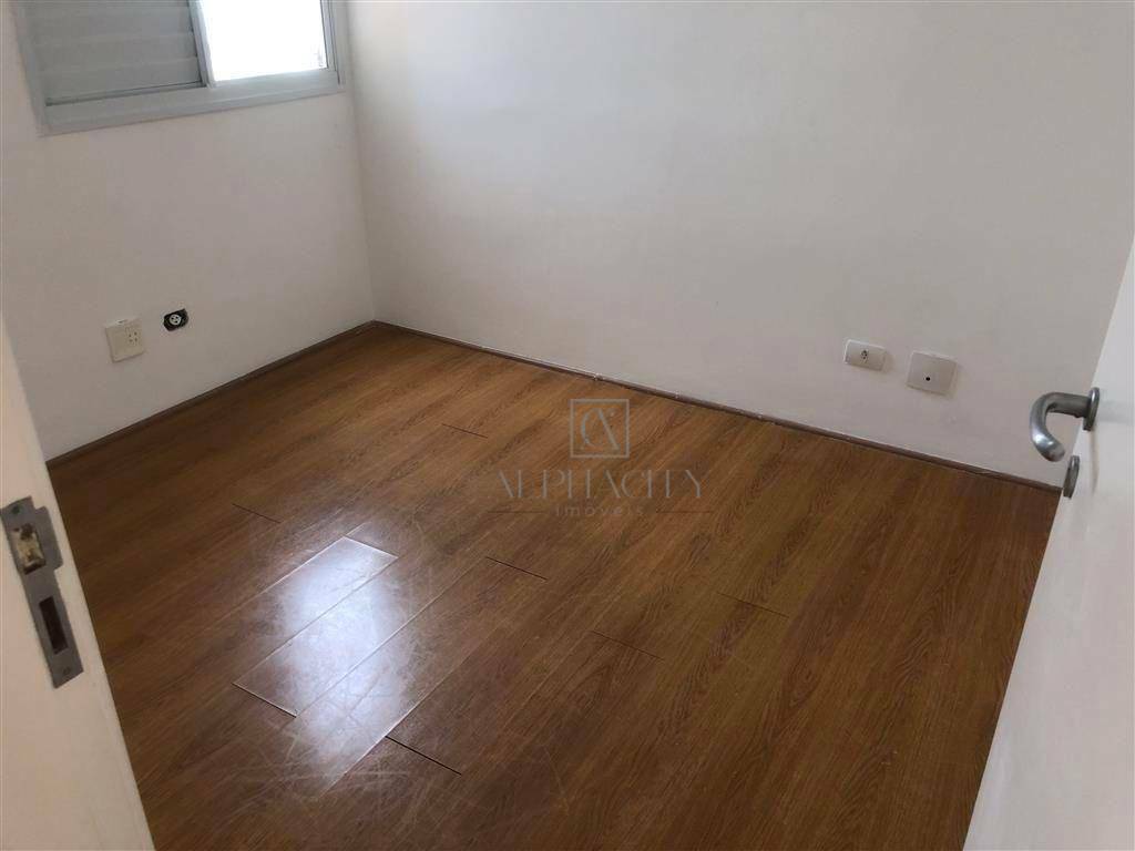 Apartamento para alugar com 2 quartos, 91m² - Foto 10