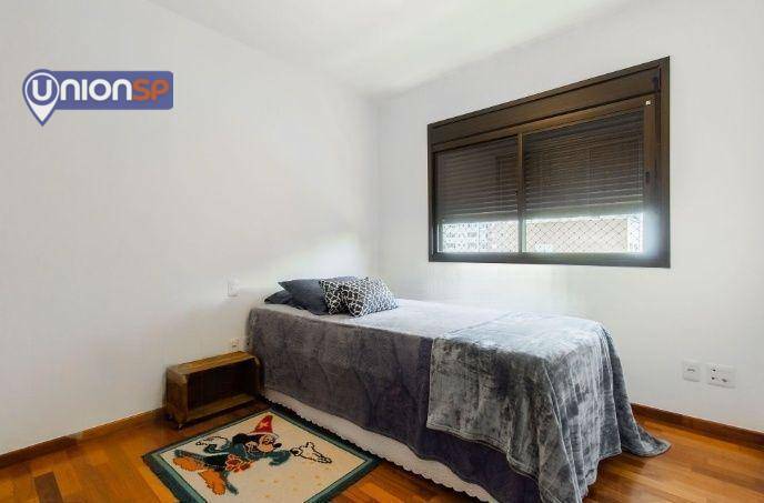 Apartamento à venda com 4 quartos, 208m² - Foto 9