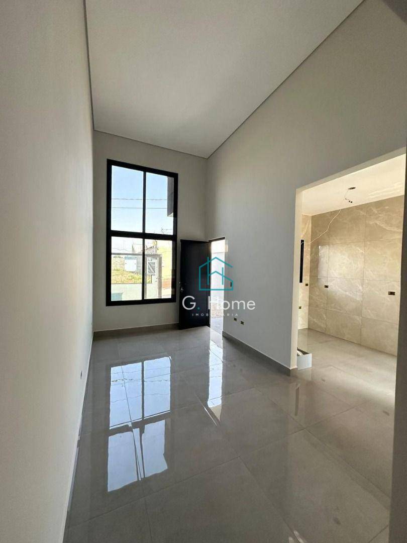 Casa à venda com 3 quartos, 82m² - Foto 2