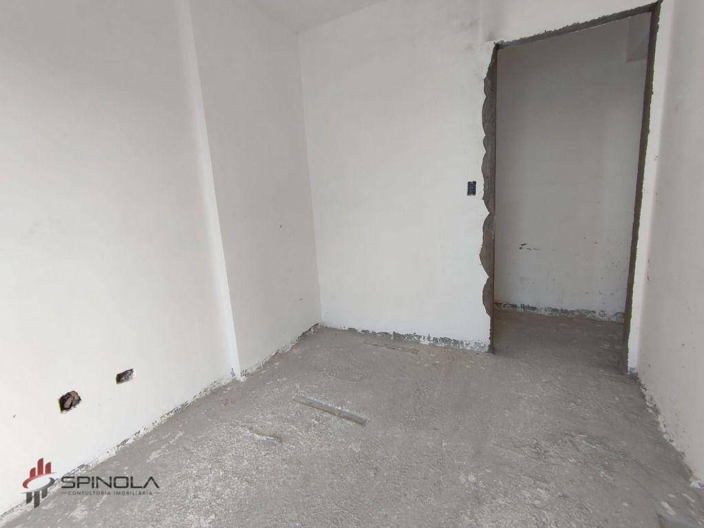 Apartamento à venda com 2 quartos, 67m² - Foto 18