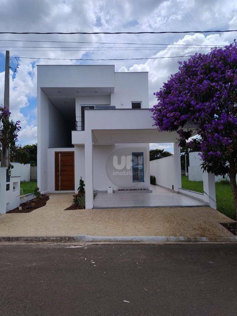 Casa à venda com 3 quartos, 211m² - Foto 2