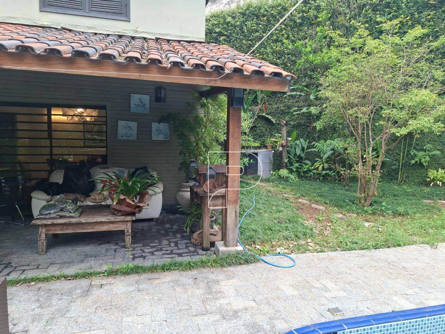 Casa de Condomínio à venda com 4 quartos, 246m² - Foto 23