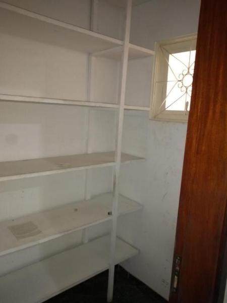 Casa à venda com 3 quartos, 220m² - Foto 21