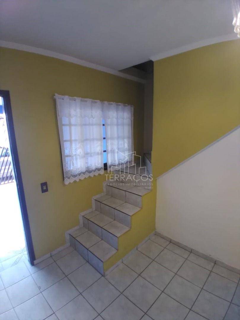 Casa à venda com 4 quartos, 180m² - Foto 12