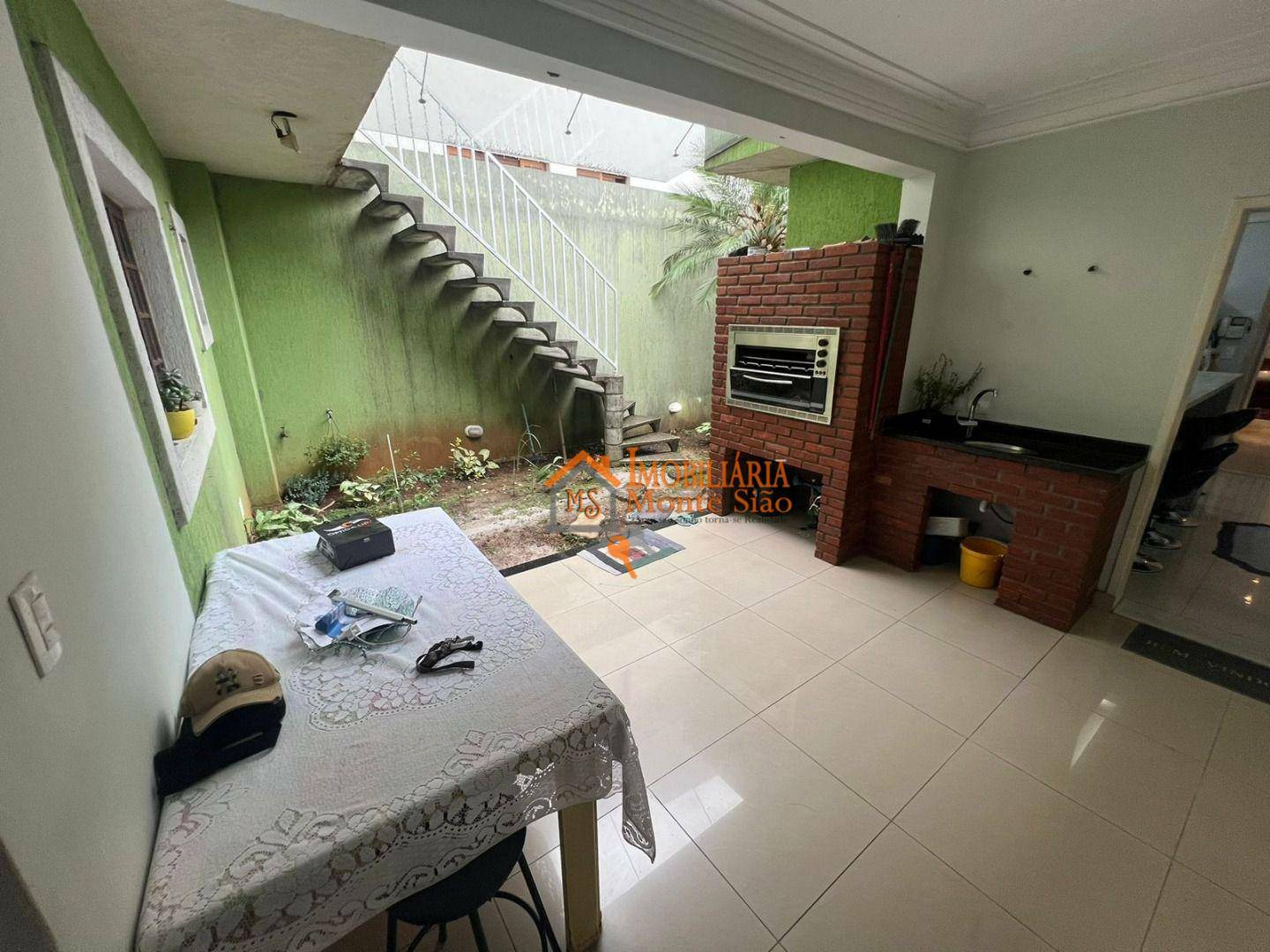 Casa à venda com 4 quartos, 240m² - Foto 46