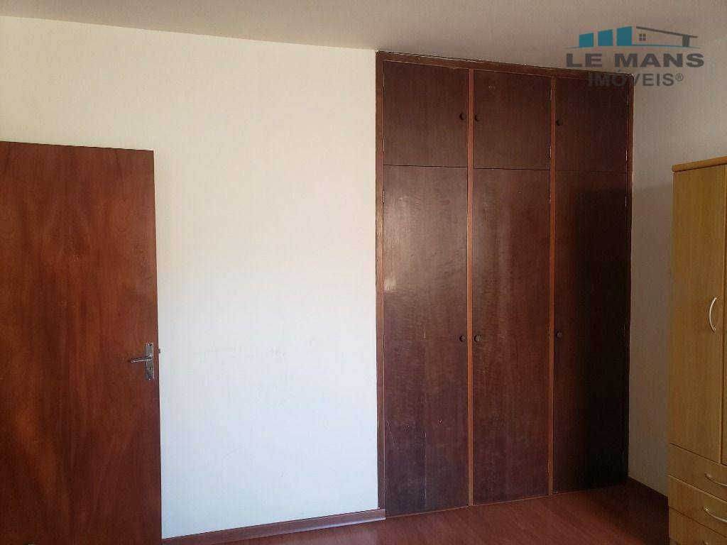 Casa à venda com 3 quartos, 183m² - Foto 11