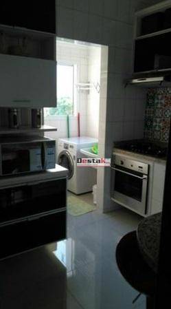 Apartamento à venda com 2 quartos, 56m² - Foto 13