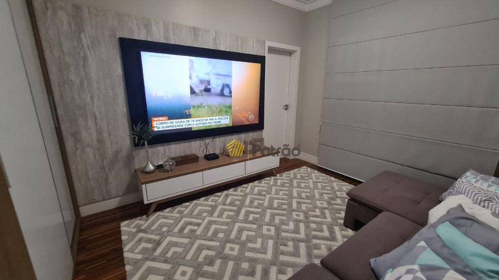 Sobrado à venda com 6 quartos, 585m² - Foto 20