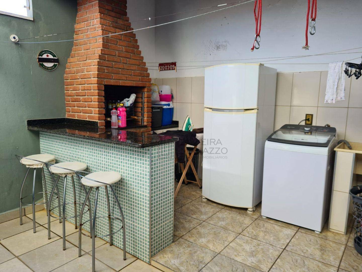 Casa à venda com 2 quartos, 120m² - Foto 11
