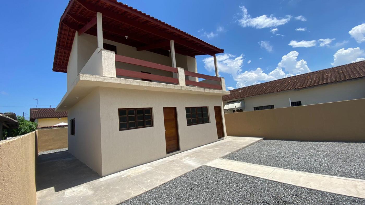 Casa à venda com 2 quartos, 250m² - Foto 1