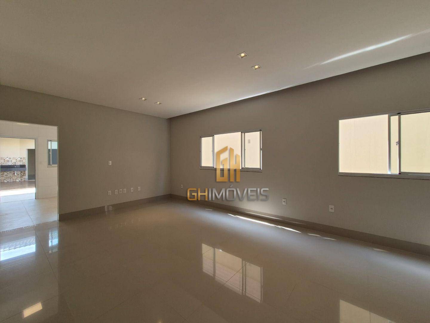 Casa à venda com 2 quartos, 188m² - Foto 9