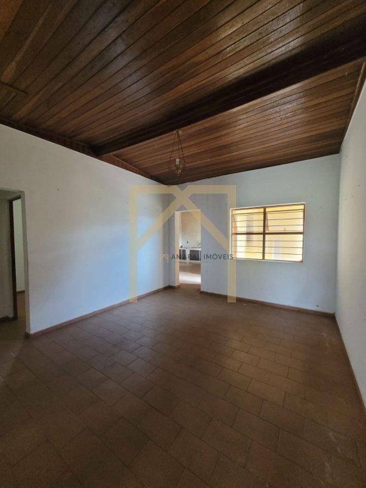 Sítio à venda com 5 quartos, 210m² - Foto 17