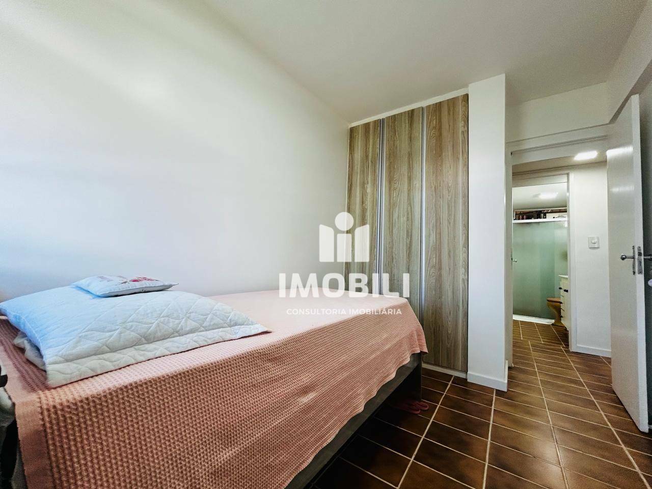 Apartamento à venda com 3 quartos, 106m² - Foto 8