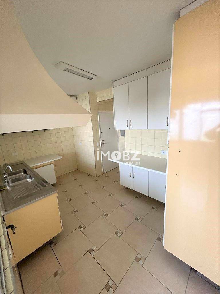 Apartamento à venda com 3 quartos, 120m² - Foto 23