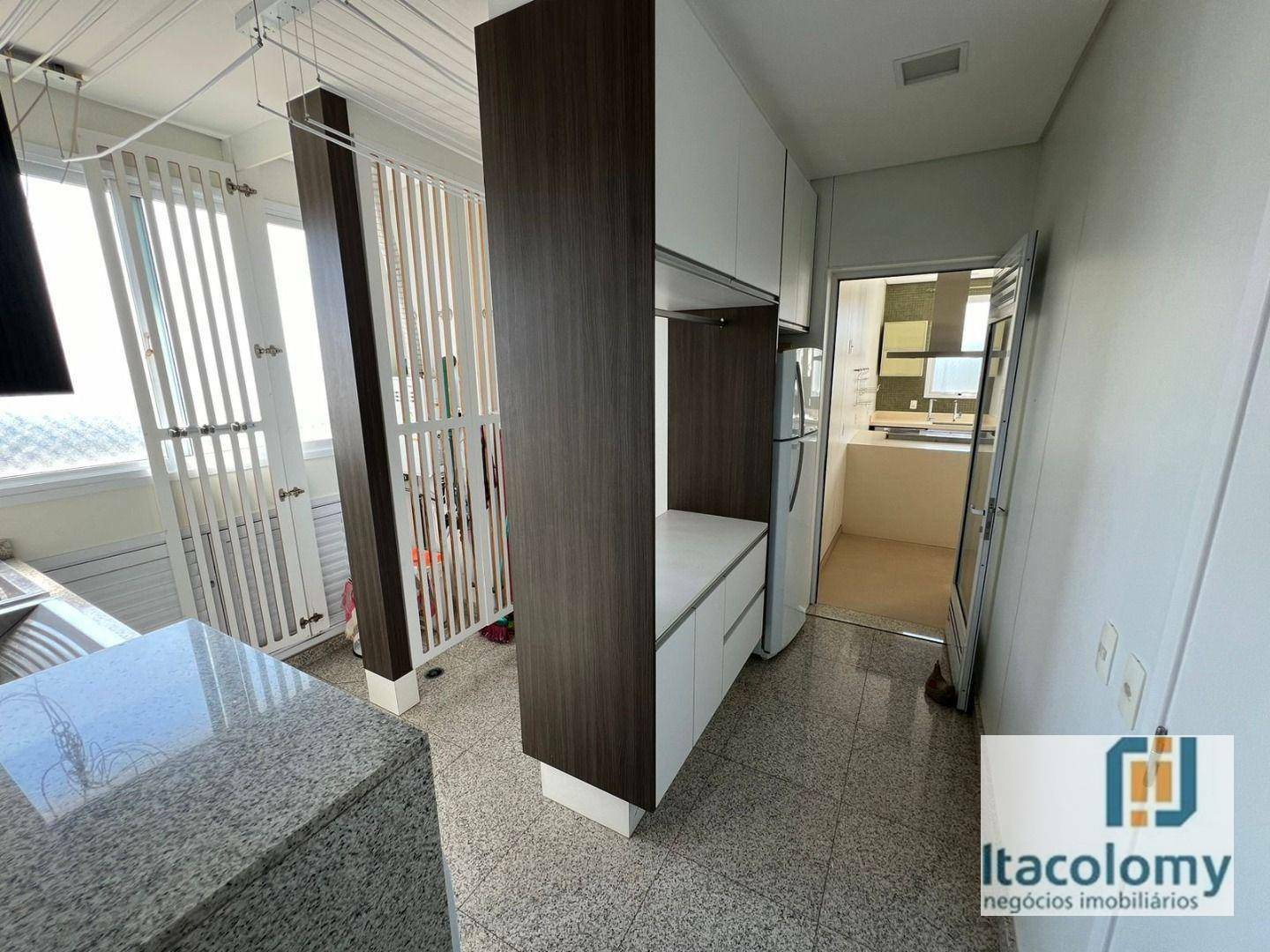 Apartamento à venda com 4 quartos, 322m² - Foto 17