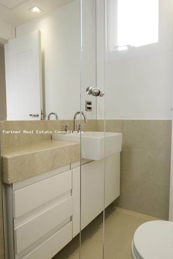 Apartamento para alugar com 4 quartos, 273m² - Foto 28