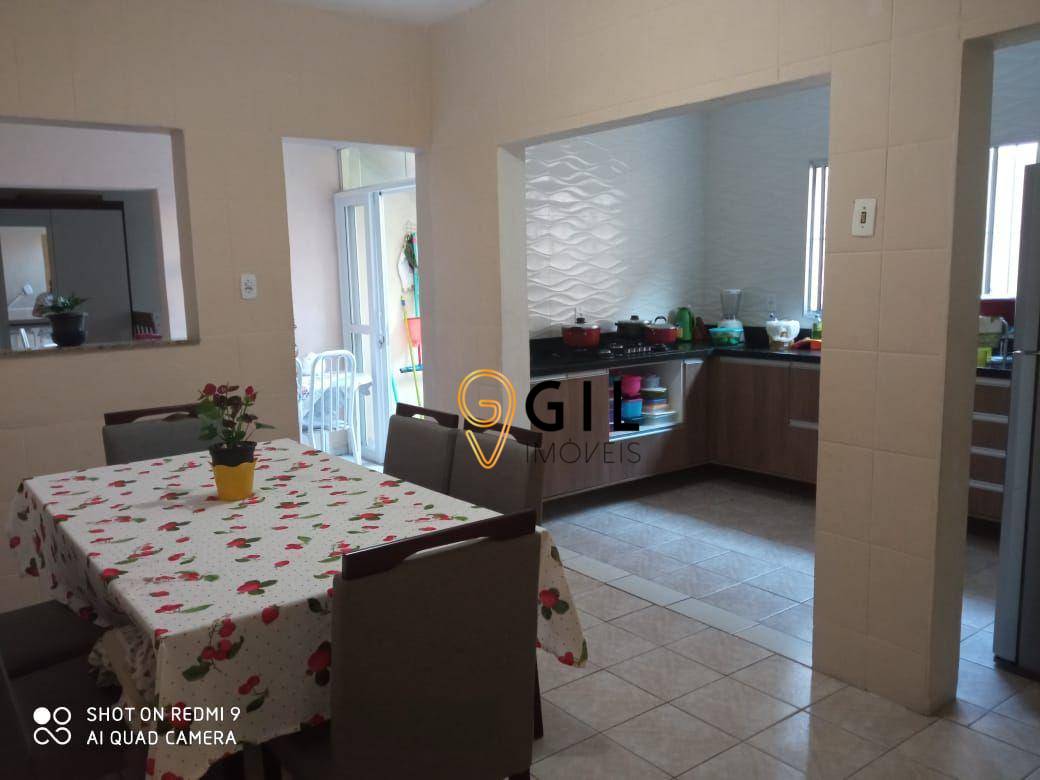 Sobrado à venda com 3 quartos, 244m² - Foto 26