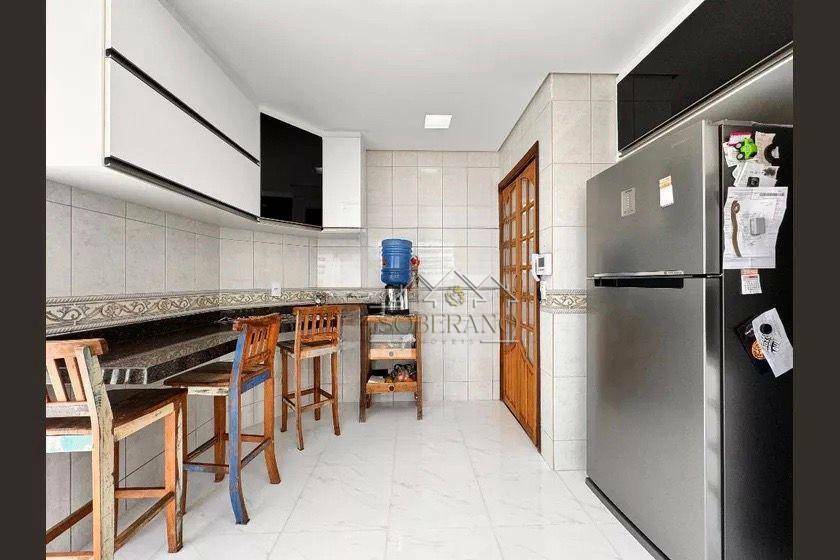 Sobrado à venda e aluguel com 4 quartos, 260M2 - Foto 8