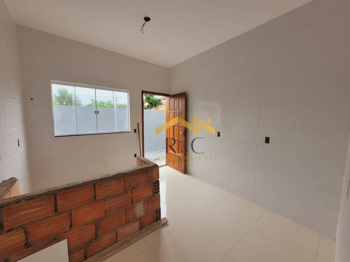 Casa à venda com 2 quartos, 65m² - Foto 10