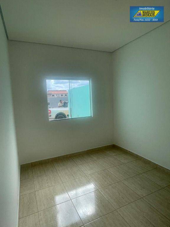 Casa para alugar com 2 quartos, 60m² - Foto 8