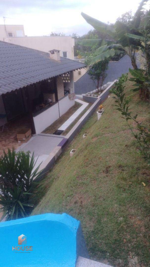 Casa de Condomínio à venda com 3 quartos, 191m² - Foto 17