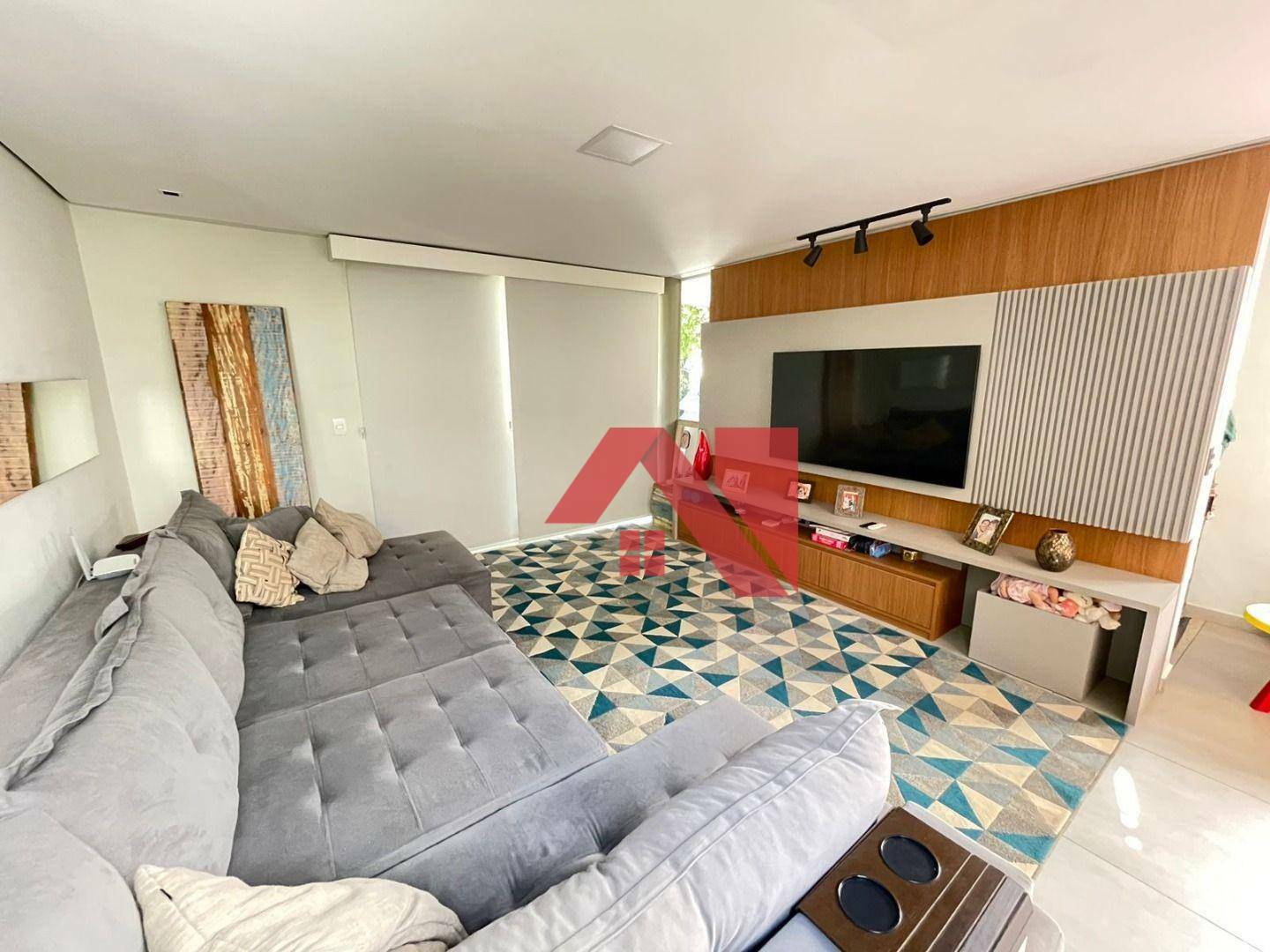 Sobrado à venda com 3 quartos, 188m² - Foto 4