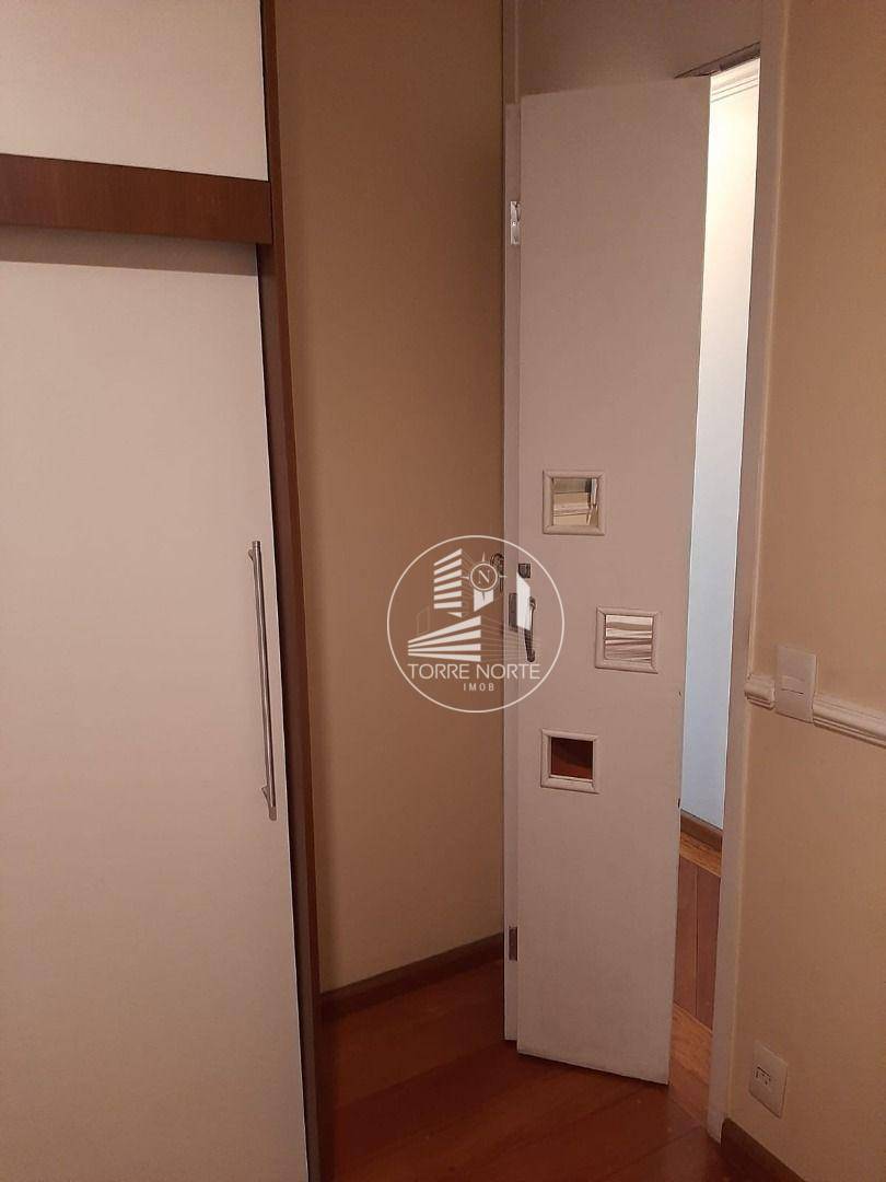 Apartamento à venda com 2 quartos, 65m² - Foto 19