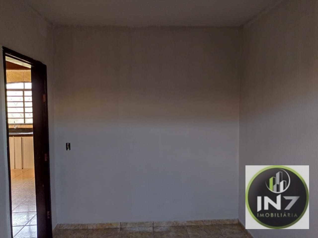 Casa à venda com 3 quartos, 180m² - Foto 4