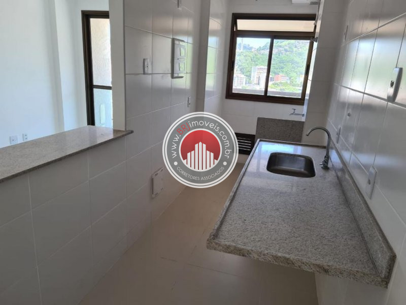 Apartamento à venda com 3 quartos, 76m² - Foto 23