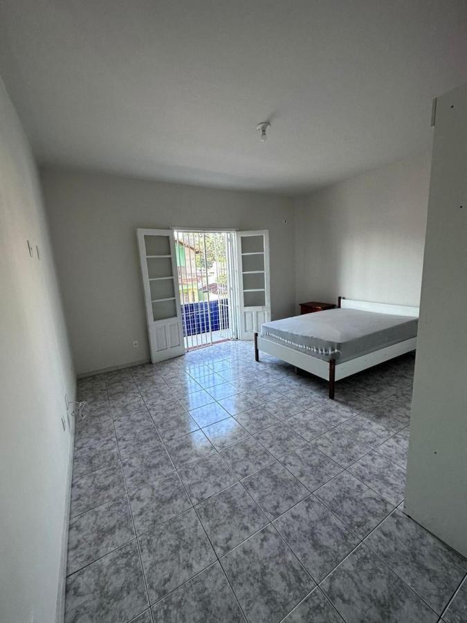 Casa para alugar com 1 quarto, 32m² - Foto 6