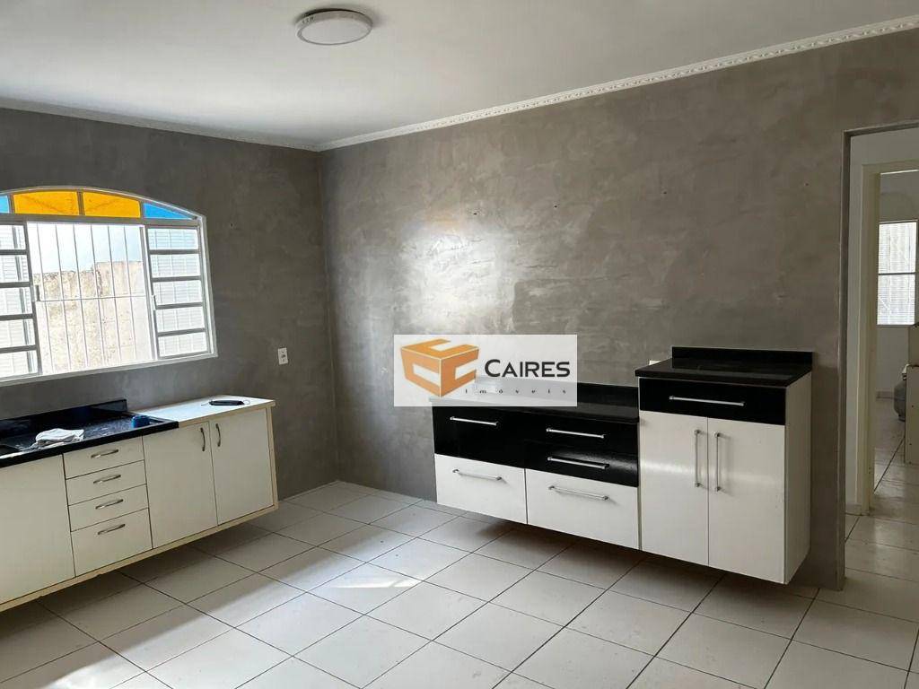 Casa à venda com 3 quartos, 197m² - Foto 8