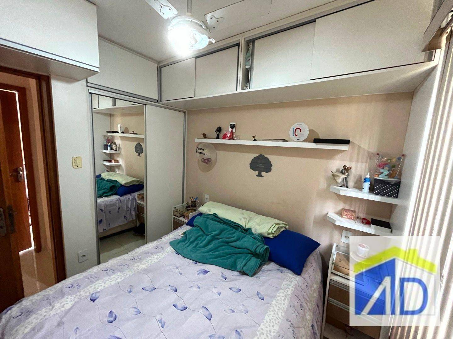 Apartamento à venda com 3 quartos, 52m² - Foto 1