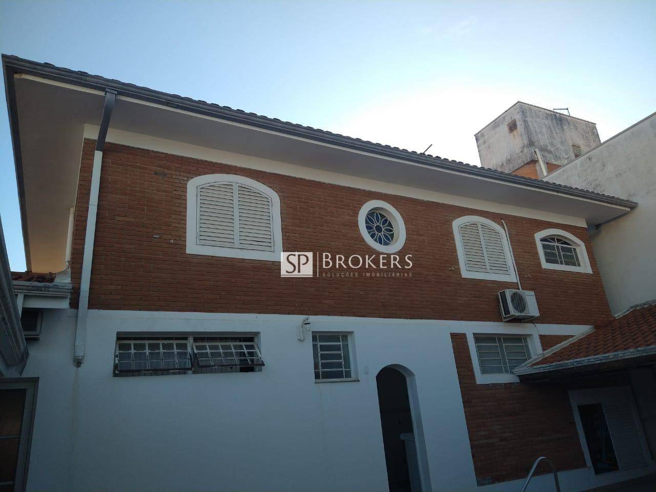 Sobrado à venda e aluguel com 4 quartos, 233m² - Foto 8