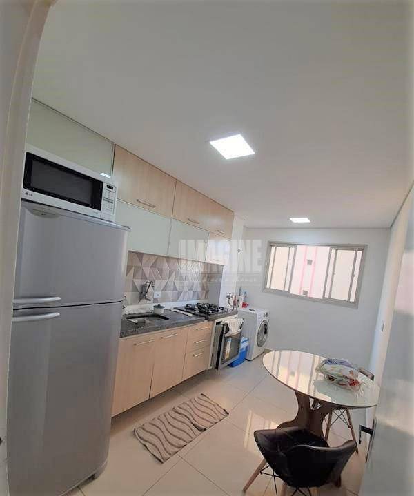 Apartamento à venda com 2 quartos, 54m² - Foto 2