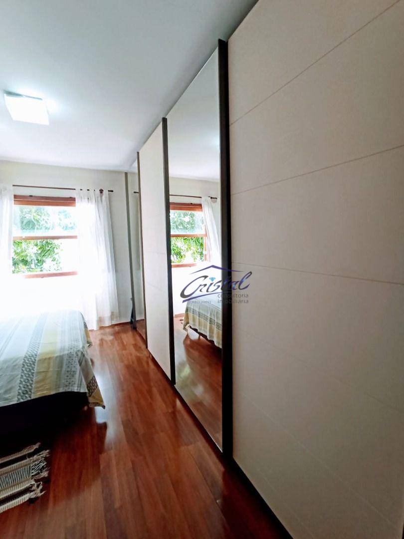 Casa à venda com 3 quartos, 180m² - Foto 12